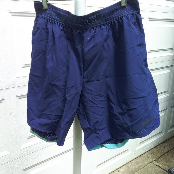 NIKE mens dry fit shorts